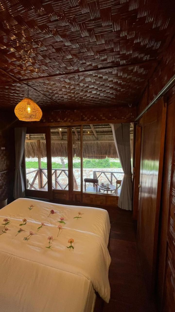 Three Queen Villa And Homestay Уайкабубак Екстериор снимка